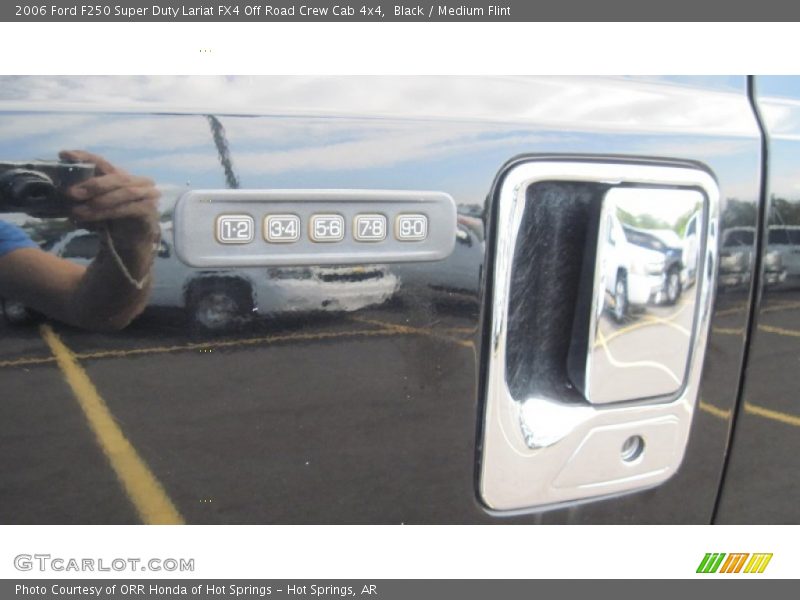 Black / Medium Flint 2006 Ford F250 Super Duty Lariat FX4 Off Road Crew Cab 4x4