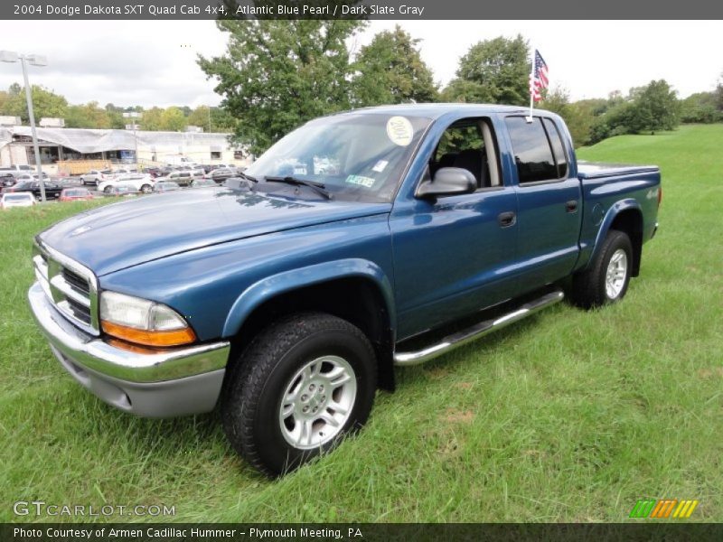 Front 3/4 View of 2004 Dakota SXT Quad Cab 4x4