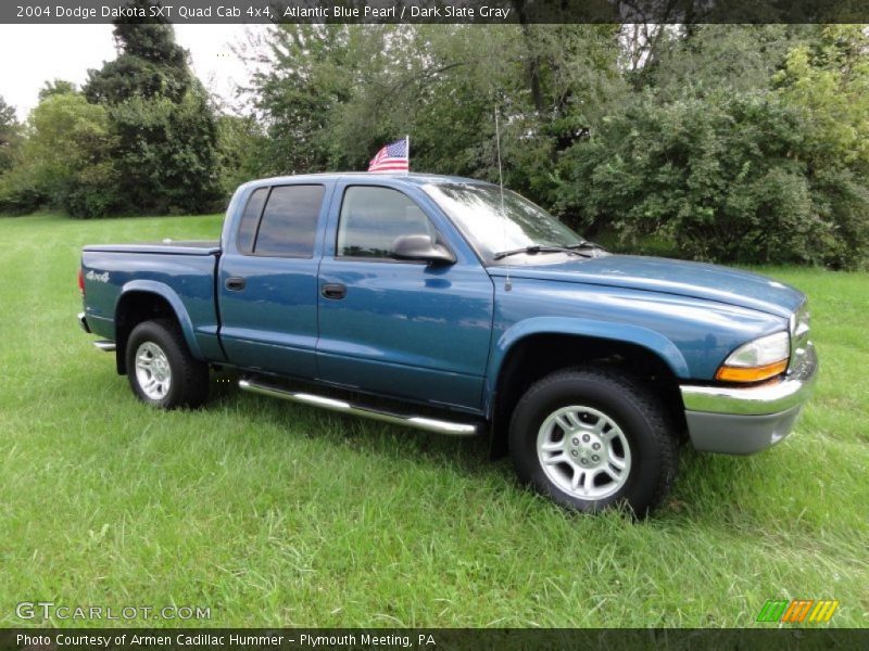 Atlantic Blue Pearl / Dark Slate Gray 2004 Dodge Dakota SXT Quad Cab 4x4