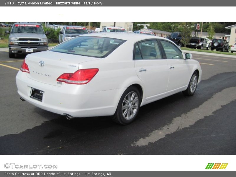 Blizzard White Pearl / Ivory 2010 Toyota Avalon Limited
