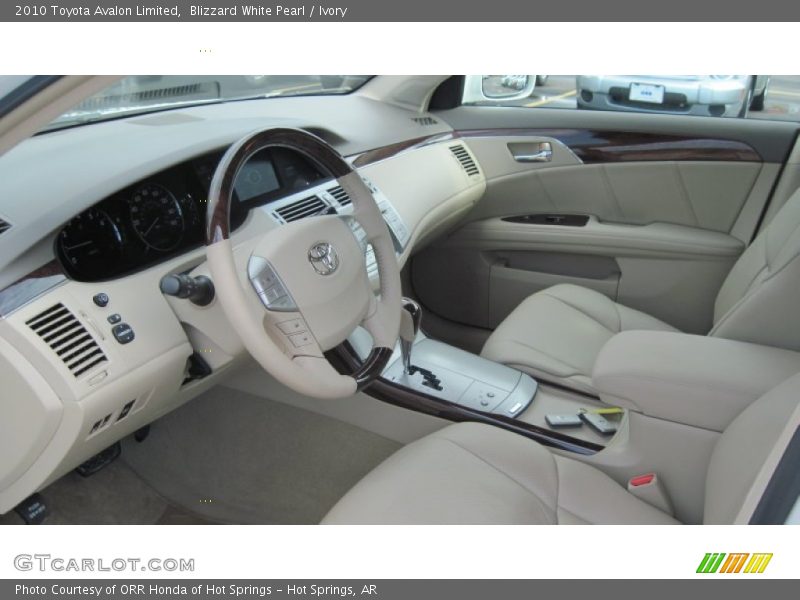 Blizzard White Pearl / Ivory 2010 Toyota Avalon Limited