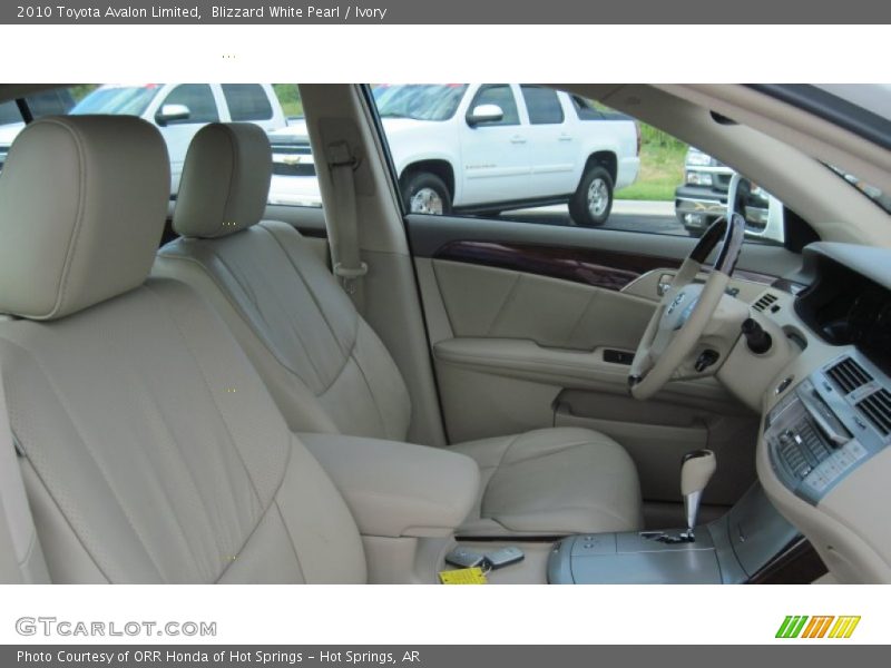 Blizzard White Pearl / Ivory 2010 Toyota Avalon Limited