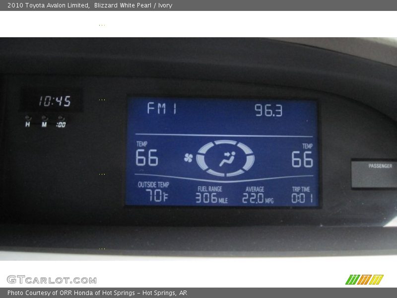 Blizzard White Pearl / Ivory 2010 Toyota Avalon Limited