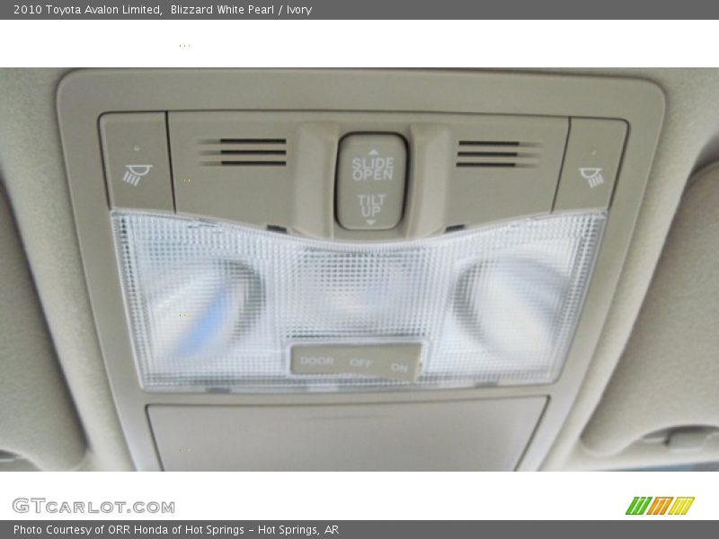 Blizzard White Pearl / Ivory 2010 Toyota Avalon Limited