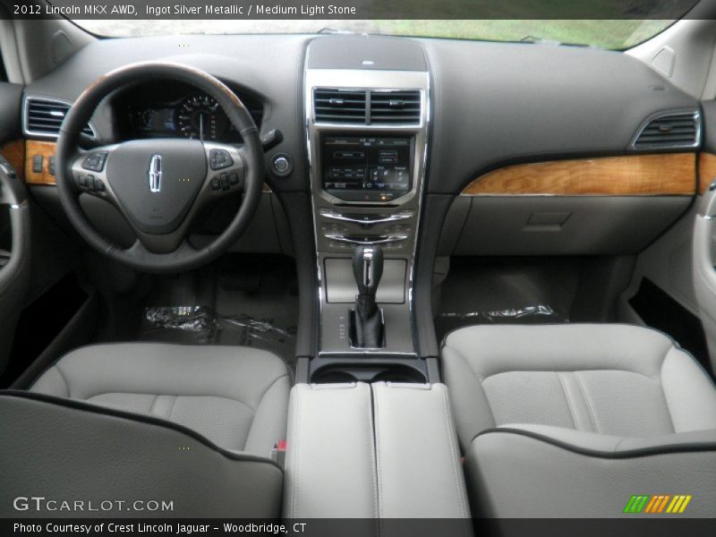 Dashboard of 2012 MKX AWD