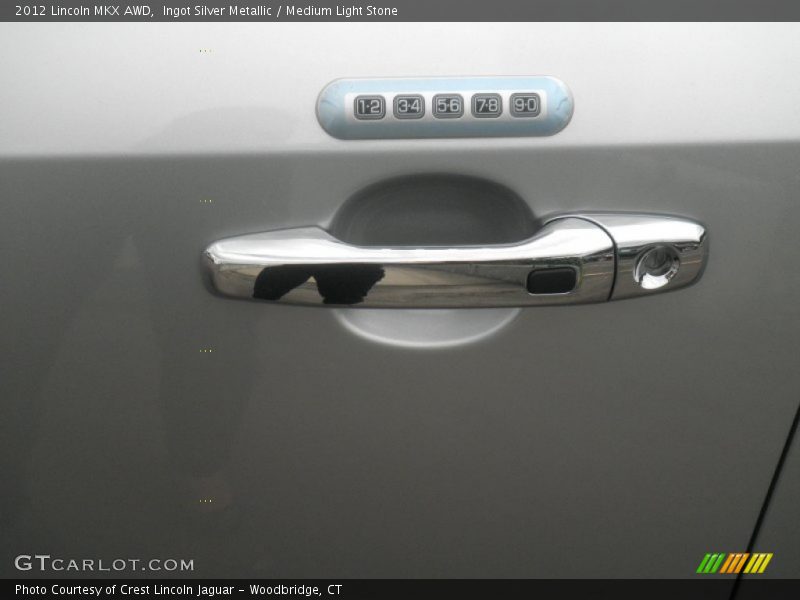 Controls of 2012 MKX AWD