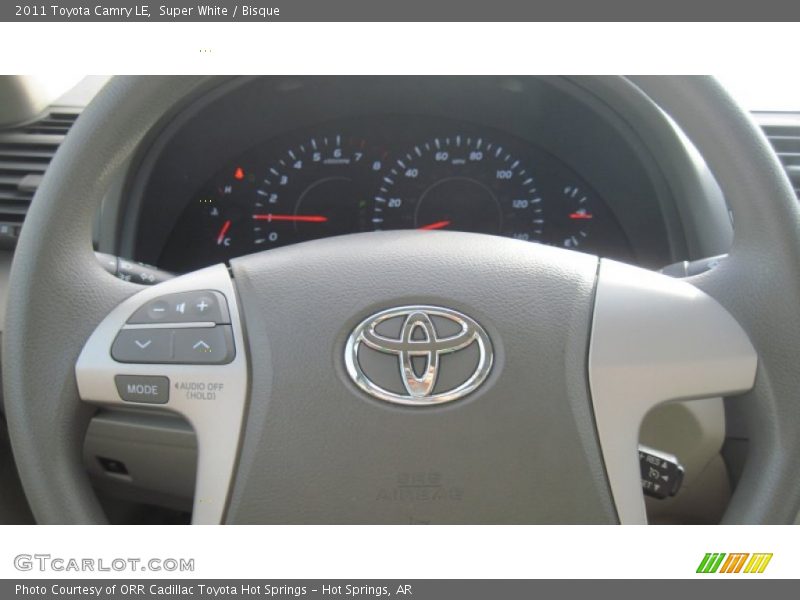 Super White / Bisque 2011 Toyota Camry LE