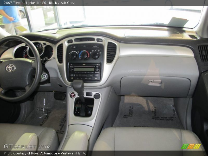 Black / Ash Gray 2007 Toyota Highlander V6