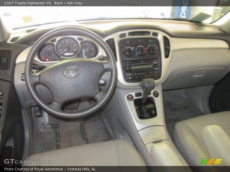 Black / Ash Gray 2007 Toyota Highlander V6