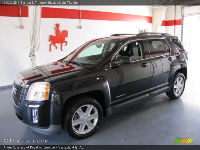 Onyx Black / Light Titanium 2010 GMC Terrain SLT
