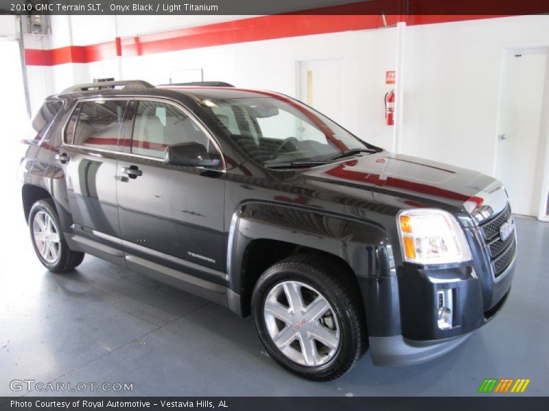 Onyx Black / Light Titanium 2010 GMC Terrain SLT