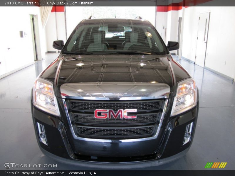 Onyx Black / Light Titanium 2010 GMC Terrain SLT
