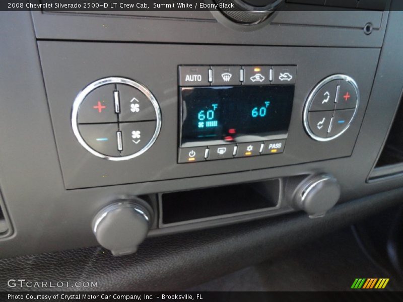 Controls of 2008 Silverado 2500HD LT Crew Cab