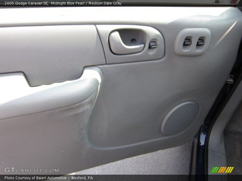 Midnight Blue Pearl / Medium Slate Gray 2005 Dodge Caravan SE