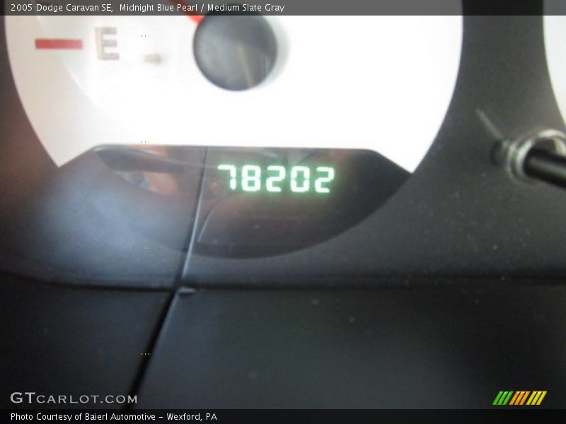Midnight Blue Pearl / Medium Slate Gray 2005 Dodge Caravan SE