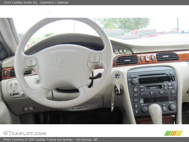 Dashboard of 2000 Seville SLS