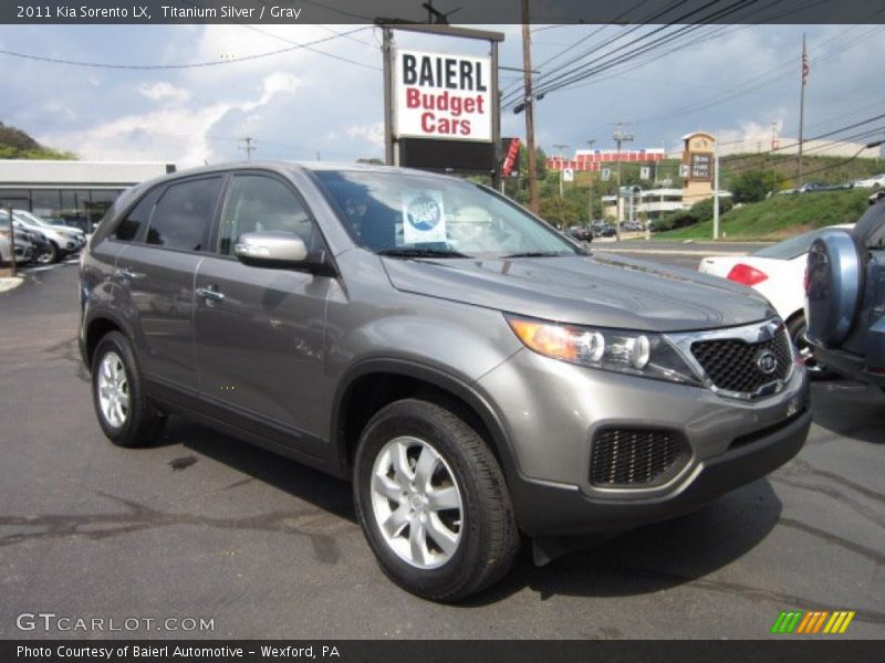 Titanium Silver / Gray 2011 Kia Sorento LX