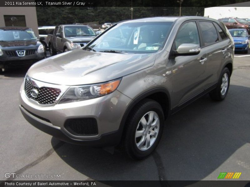 Titanium Silver / Gray 2011 Kia Sorento LX