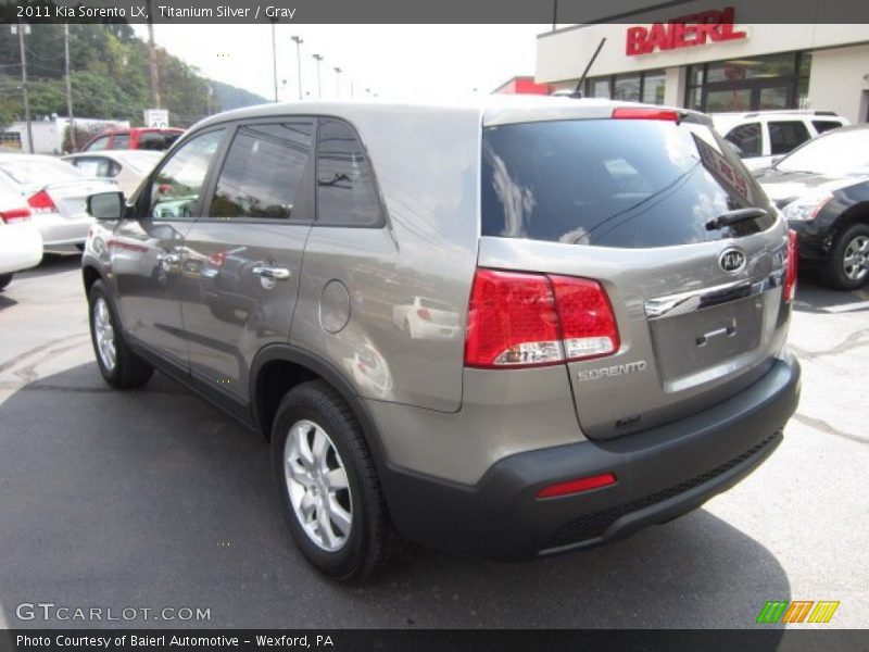 Titanium Silver / Gray 2011 Kia Sorento LX