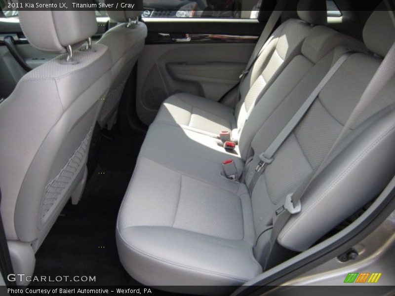 Titanium Silver / Gray 2011 Kia Sorento LX