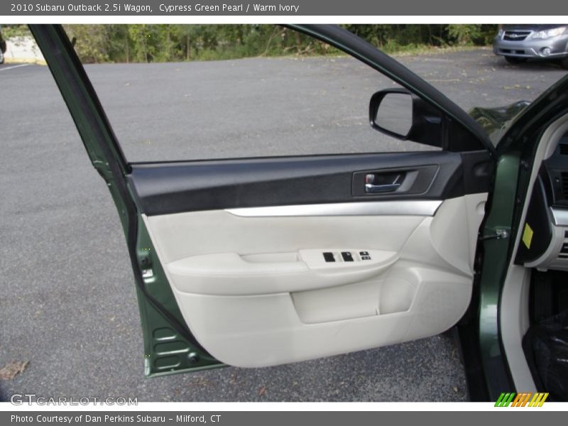 Door Panel of 2010 Outback 2.5i Wagon