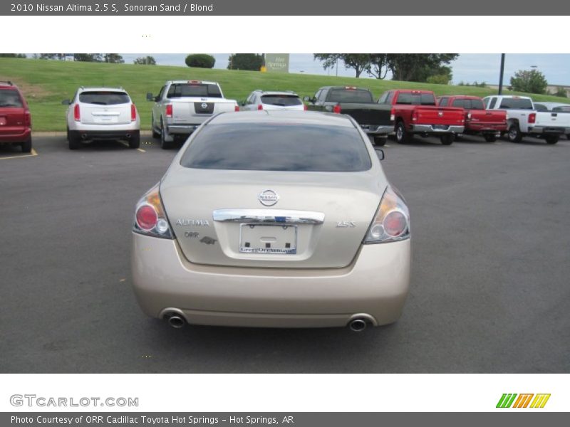 Sonoran Sand / Blond 2010 Nissan Altima 2.5 S