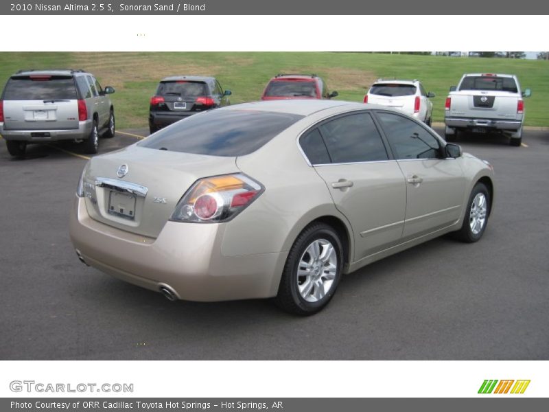 Sonoran Sand / Blond 2010 Nissan Altima 2.5 S