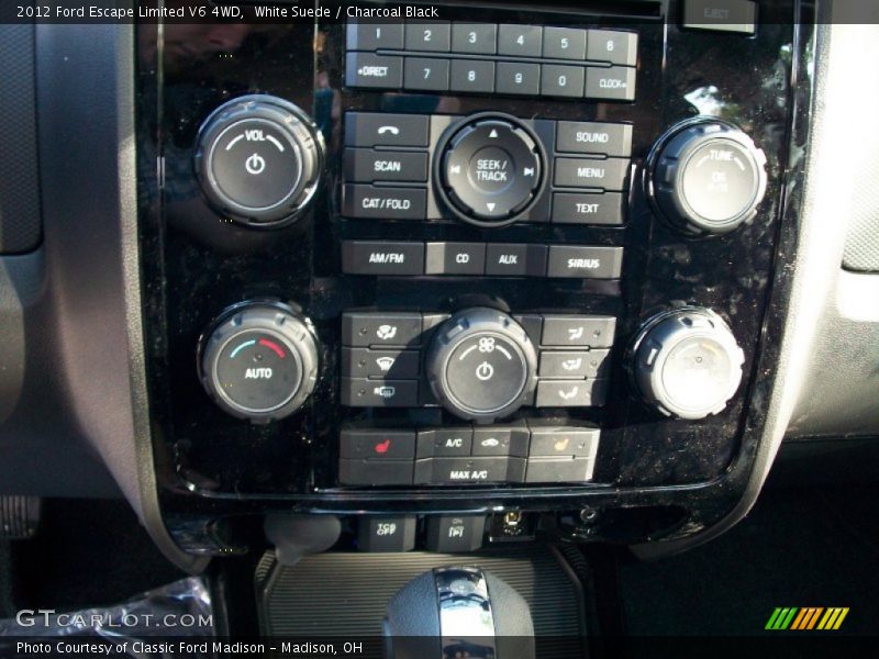 Controls of 2012 Escape Limited V6 4WD