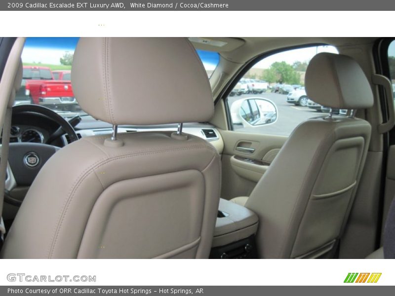 White Diamond / Cocoa/Cashmere 2009 Cadillac Escalade EXT Luxury AWD