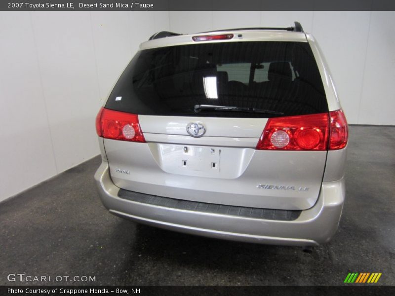 Desert Sand Mica / Taupe 2007 Toyota Sienna LE