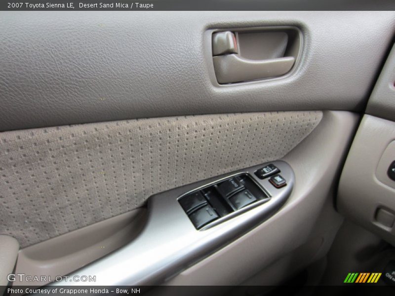 Desert Sand Mica / Taupe 2007 Toyota Sienna LE