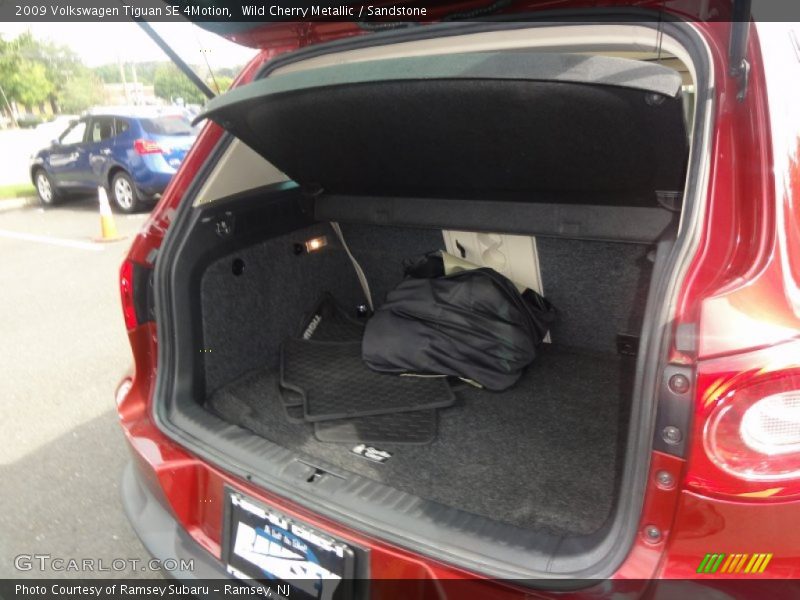 Wild Cherry Metallic / Sandstone 2009 Volkswagen Tiguan SE 4Motion