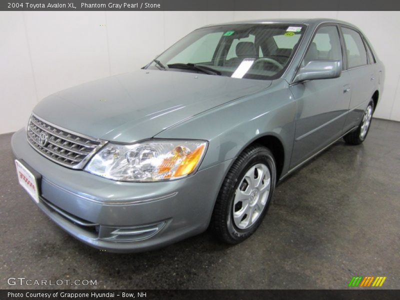 Phantom Gray Pearl / Stone 2004 Toyota Avalon XL
