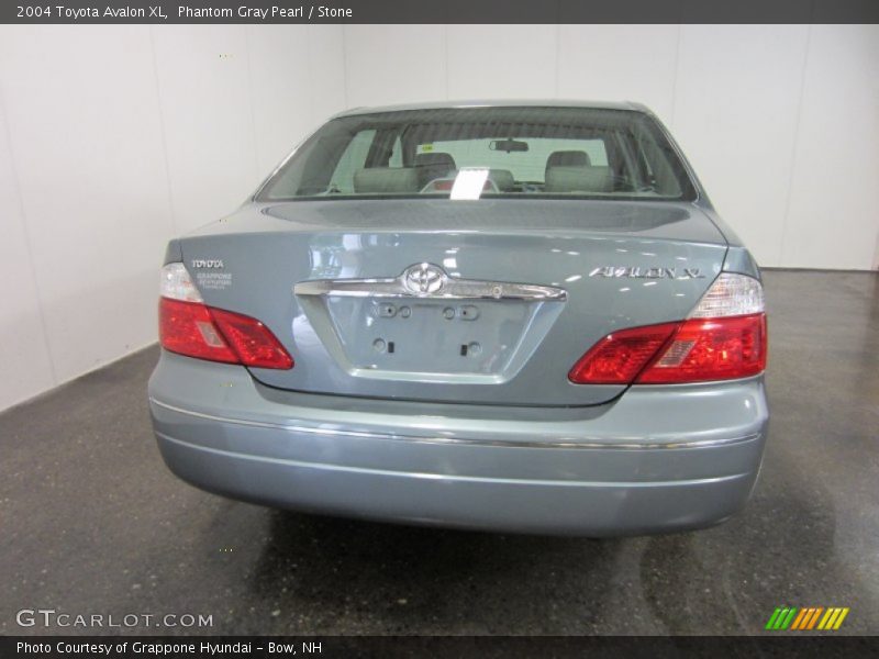 Phantom Gray Pearl / Stone 2004 Toyota Avalon XL