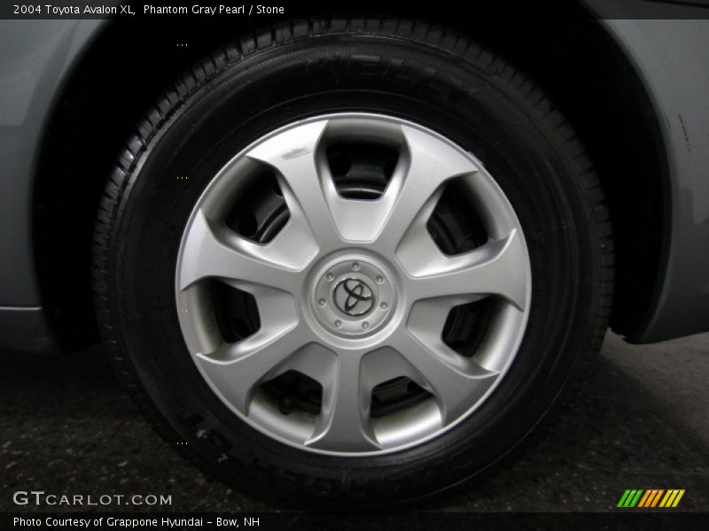 Phantom Gray Pearl / Stone 2004 Toyota Avalon XL