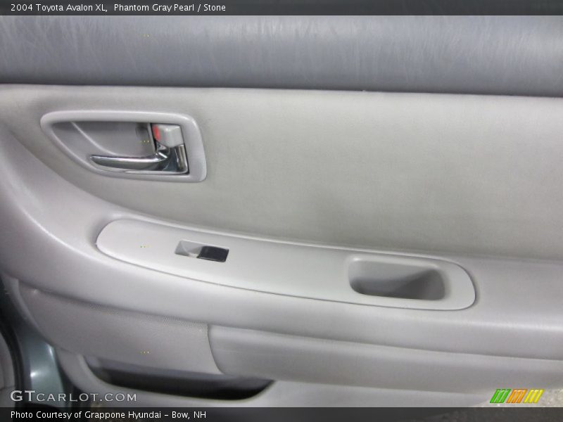 Phantom Gray Pearl / Stone 2004 Toyota Avalon XL