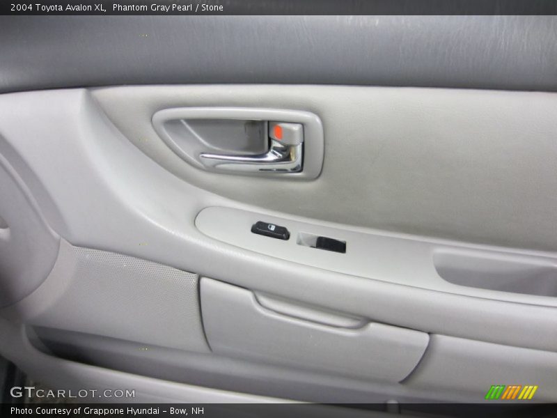 Phantom Gray Pearl / Stone 2004 Toyota Avalon XL