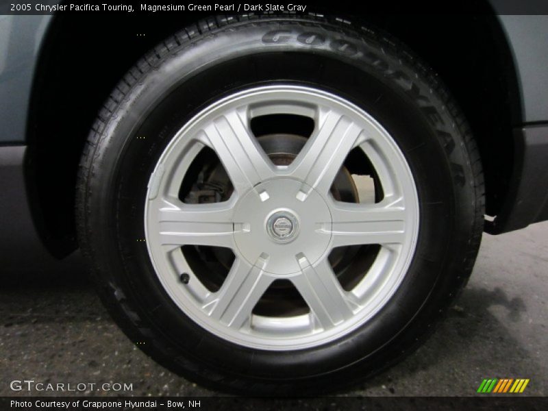 Magnesium Green Pearl / Dark Slate Gray 2005 Chrysler Pacifica Touring