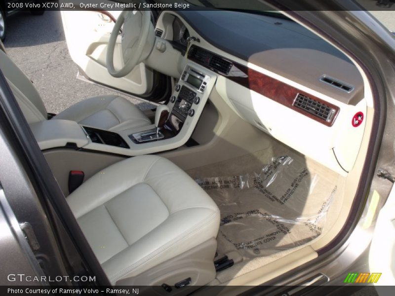 Oyster Grey Metallic / Sandstone Beige 2008 Volvo XC70 AWD