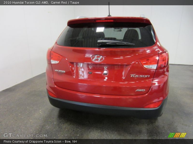  2010 Tucson GLS AWD Garnet Red