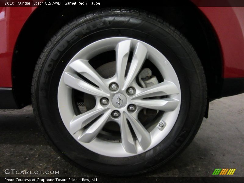  2010 Tucson GLS AWD Wheel