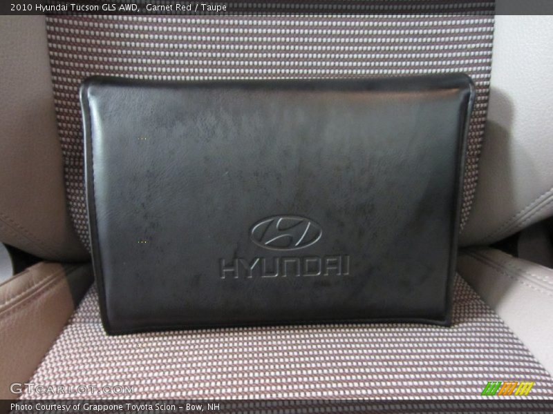 Books/Manuals of 2010 Tucson GLS AWD