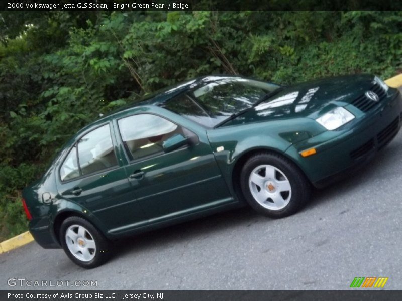 Bright Green Pearl / Beige 2000 Volkswagen Jetta GLS Sedan