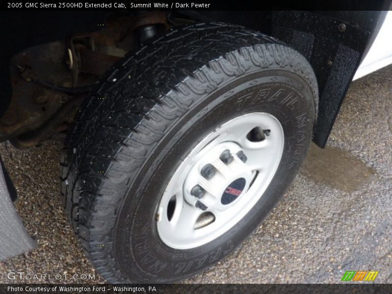Summit White / Dark Pewter 2005 GMC Sierra 2500HD Extended Cab