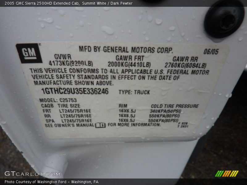 Summit White / Dark Pewter 2005 GMC Sierra 2500HD Extended Cab