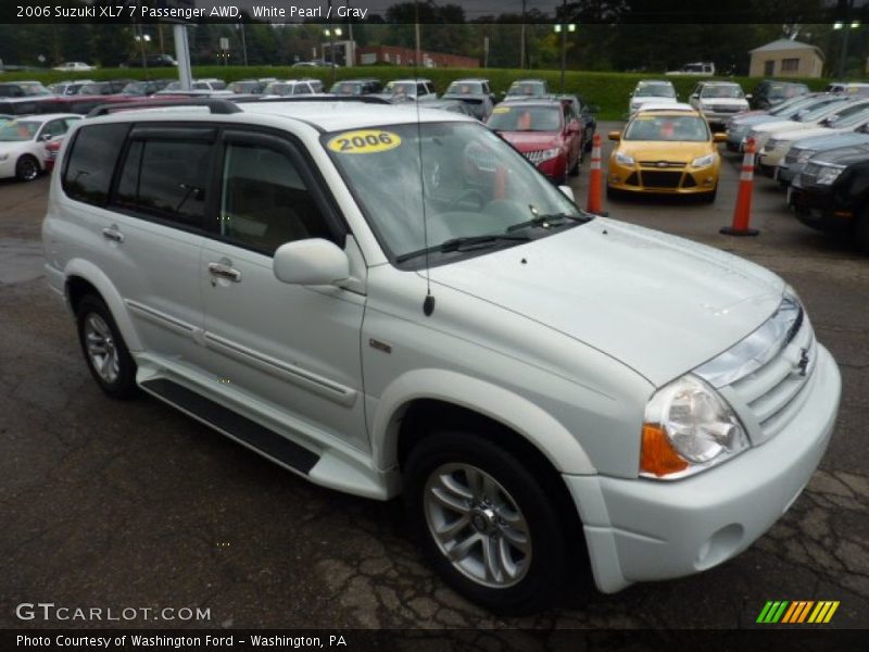 White Pearl / Gray 2006 Suzuki XL7 7 Passenger AWD