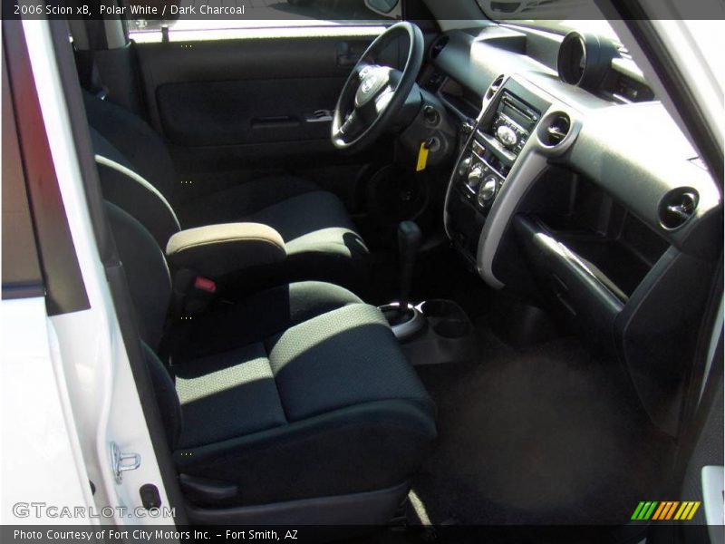 Polar White / Dark Charcoal 2006 Scion xB