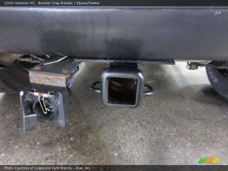 Boulder Gray Metallic / Ebony/Pewter 2009 Hummer H3