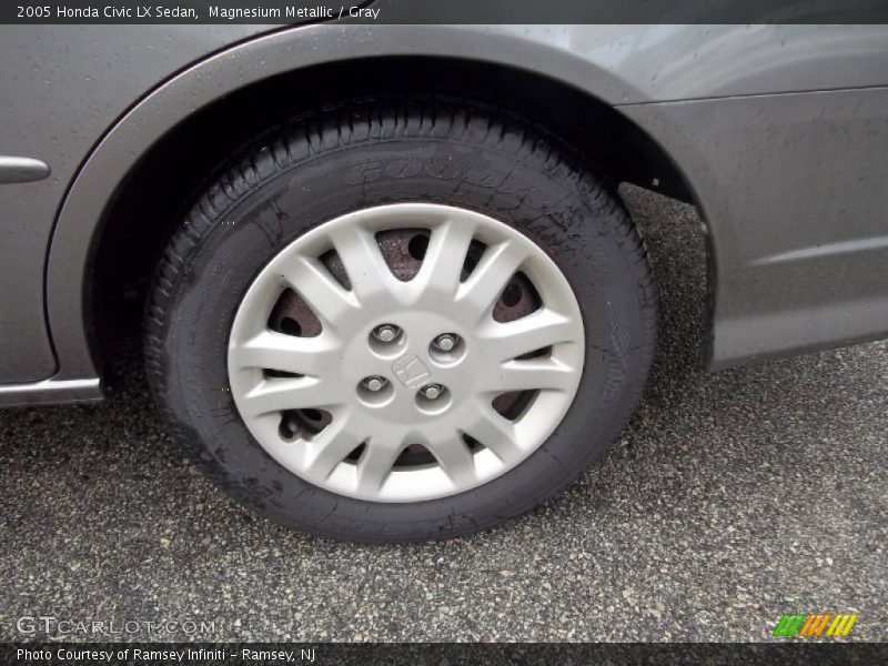 Magnesium Metallic / Gray 2005 Honda Civic LX Sedan