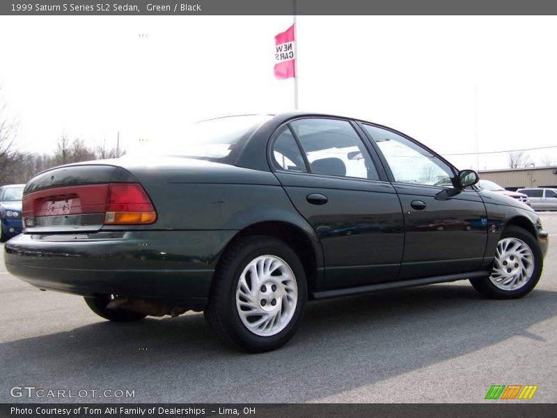 Green / Black 1999 Saturn S Series SL2 Sedan